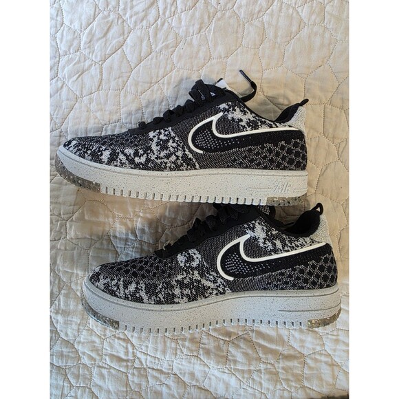 Nike Air Force 1 Flyknit Low 2.0 ‘Oreo’ Black White AV3042-001 Men’s Size 8.5 - Picture 1 of 7